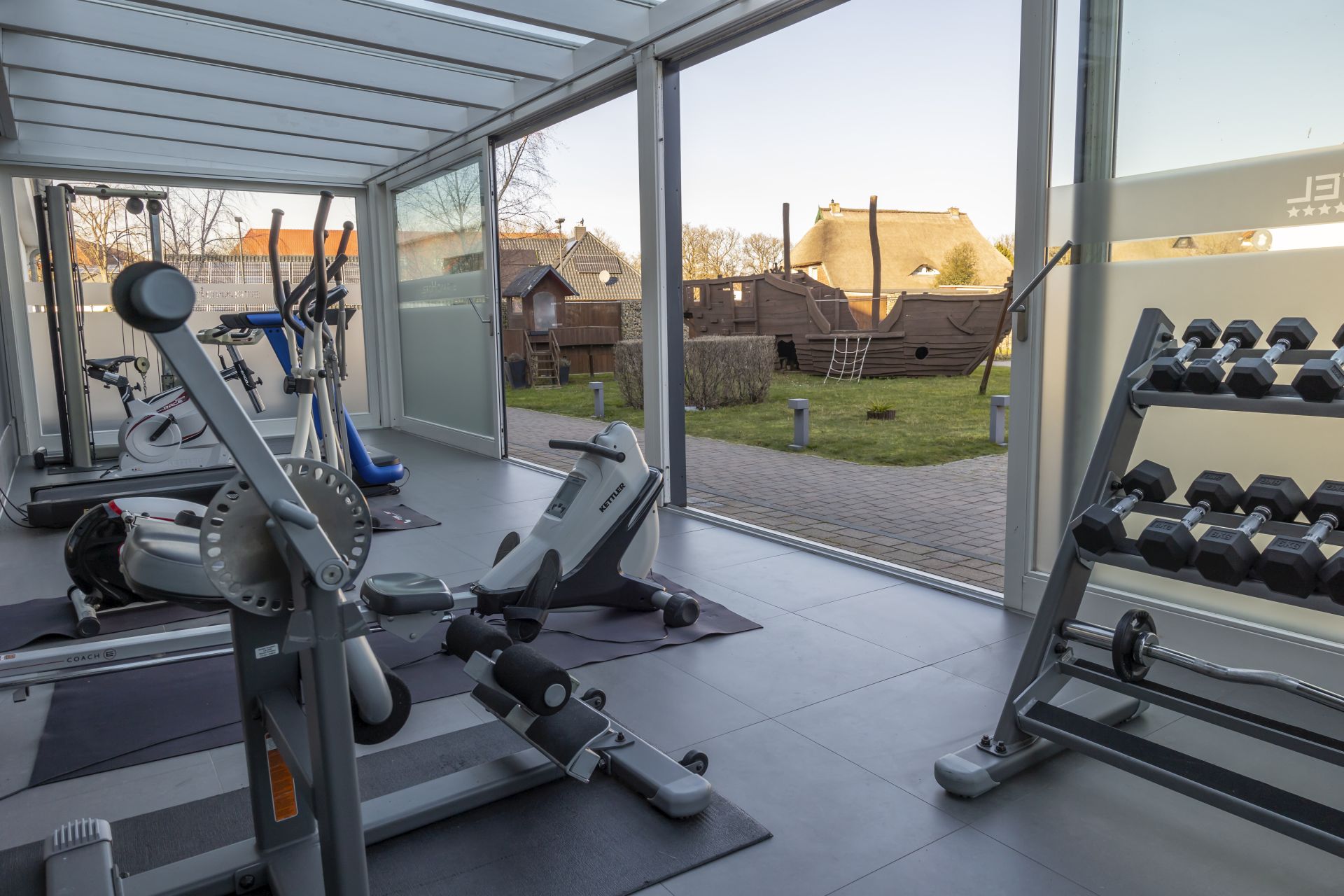 Fitnessraum im strandhotel dranske auf ruegen (7)